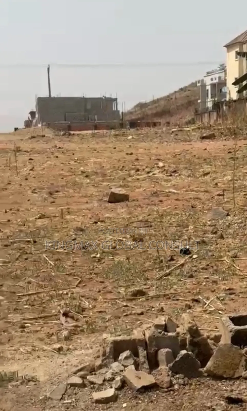 Land for Sale : Size 5000sqm Purpose:- Residential Title:-R of O in Katampe (Main)