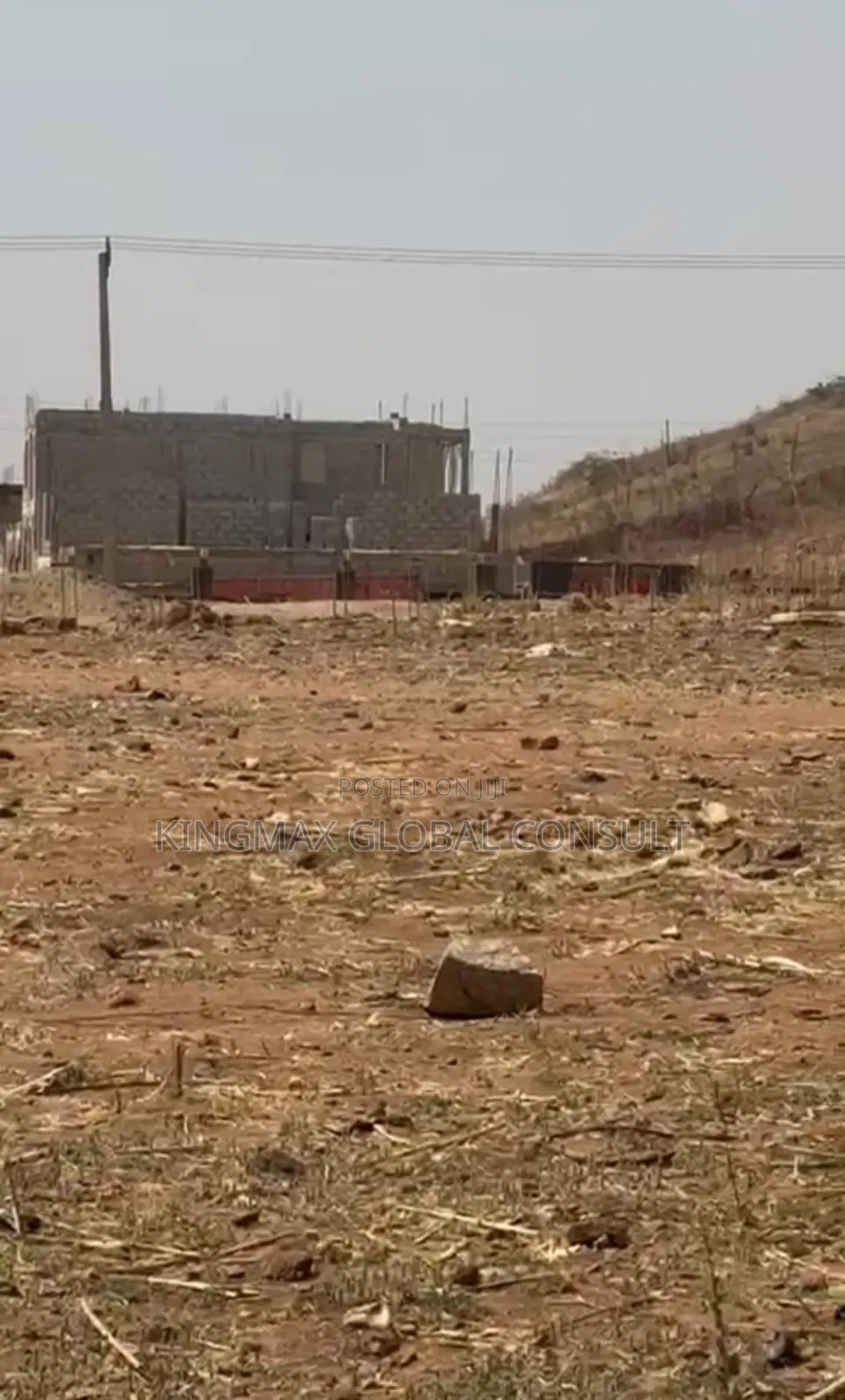 Land for Sale : Size 5000sqm Purpose:- Residential Title:-R of O in Katampe (Main)