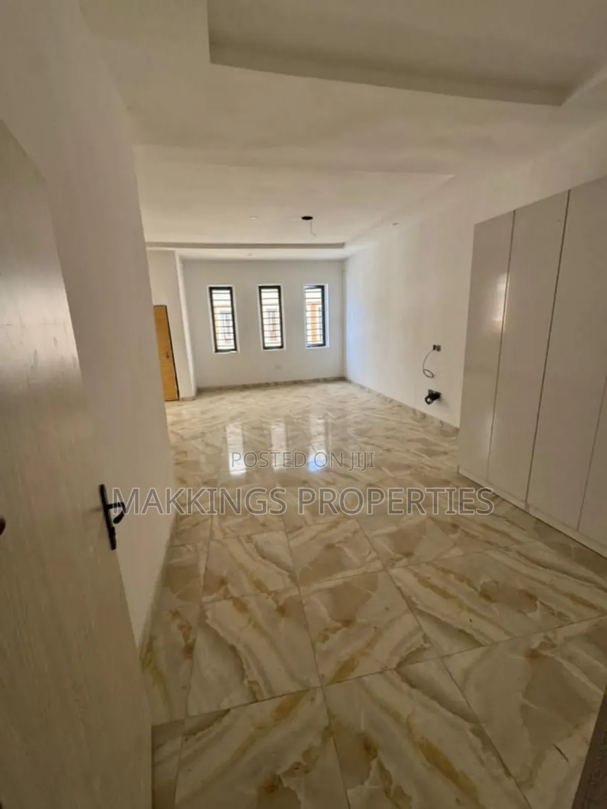 4bdrm Duplex in VGC / Ajah for sale in VGC / Ajah