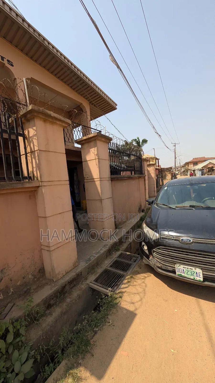 ₦10m Potential 18-Rooms Self Contained Hostel Trekable to Unibadan in Ibadan Polytechnic/University