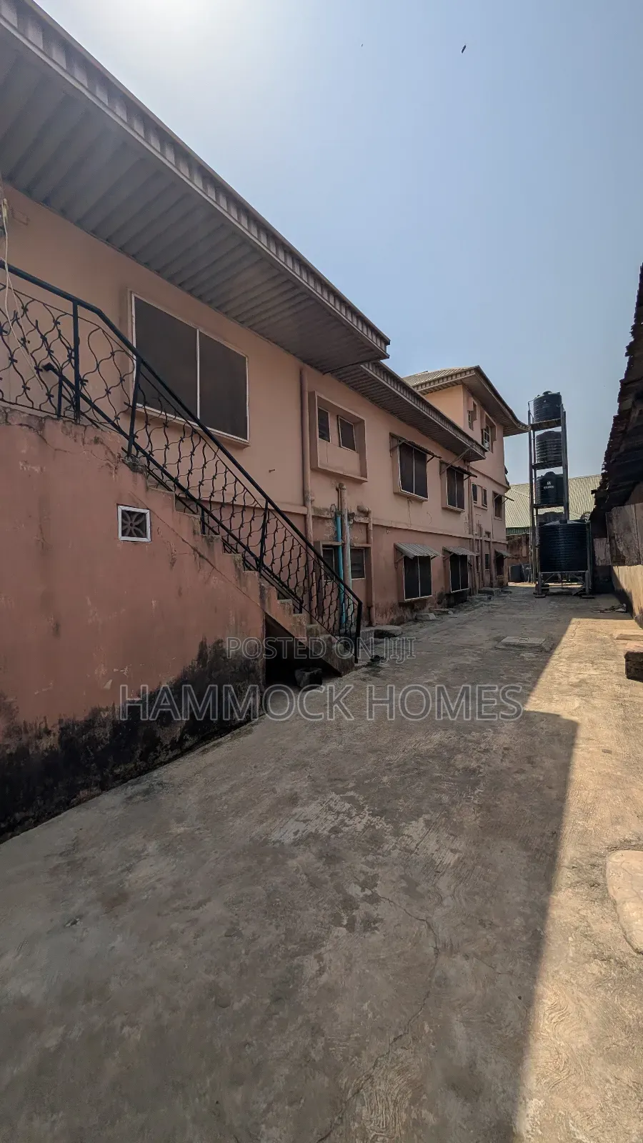 ₦10m Potential 18-Rooms Self Contained Hostel Trekable to Unibadan in Ibadan Polytechnic/University