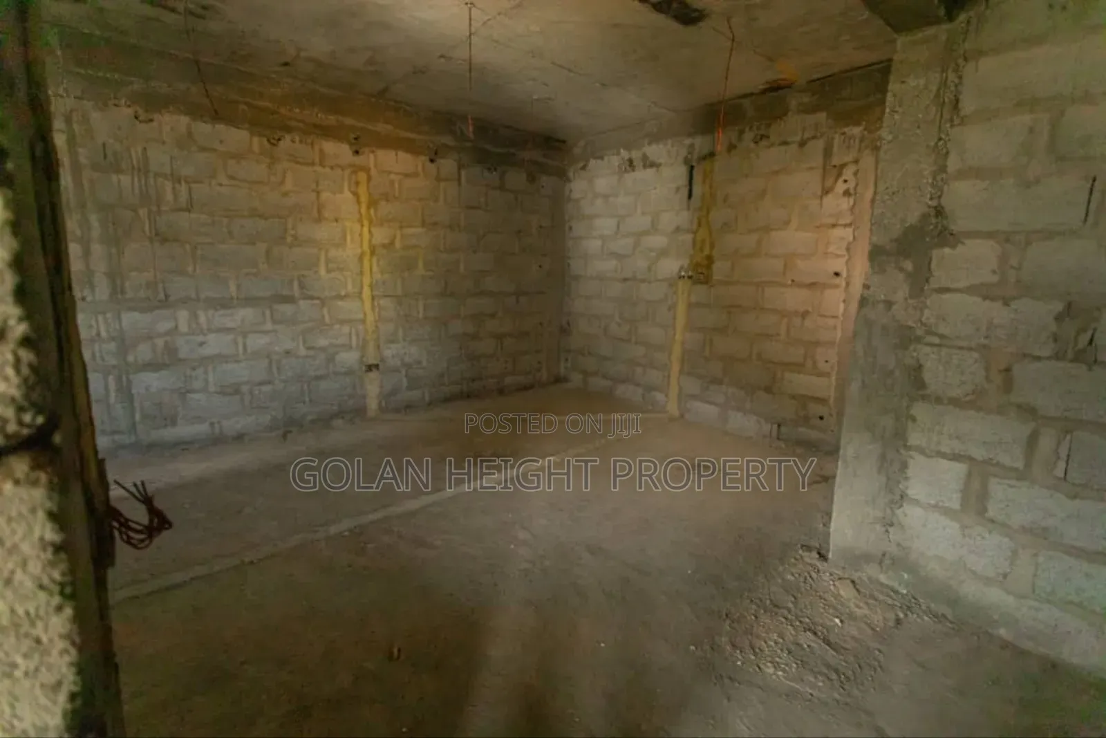5bdrm Townhouse/Terrace in Guzape for sale in Guzape District