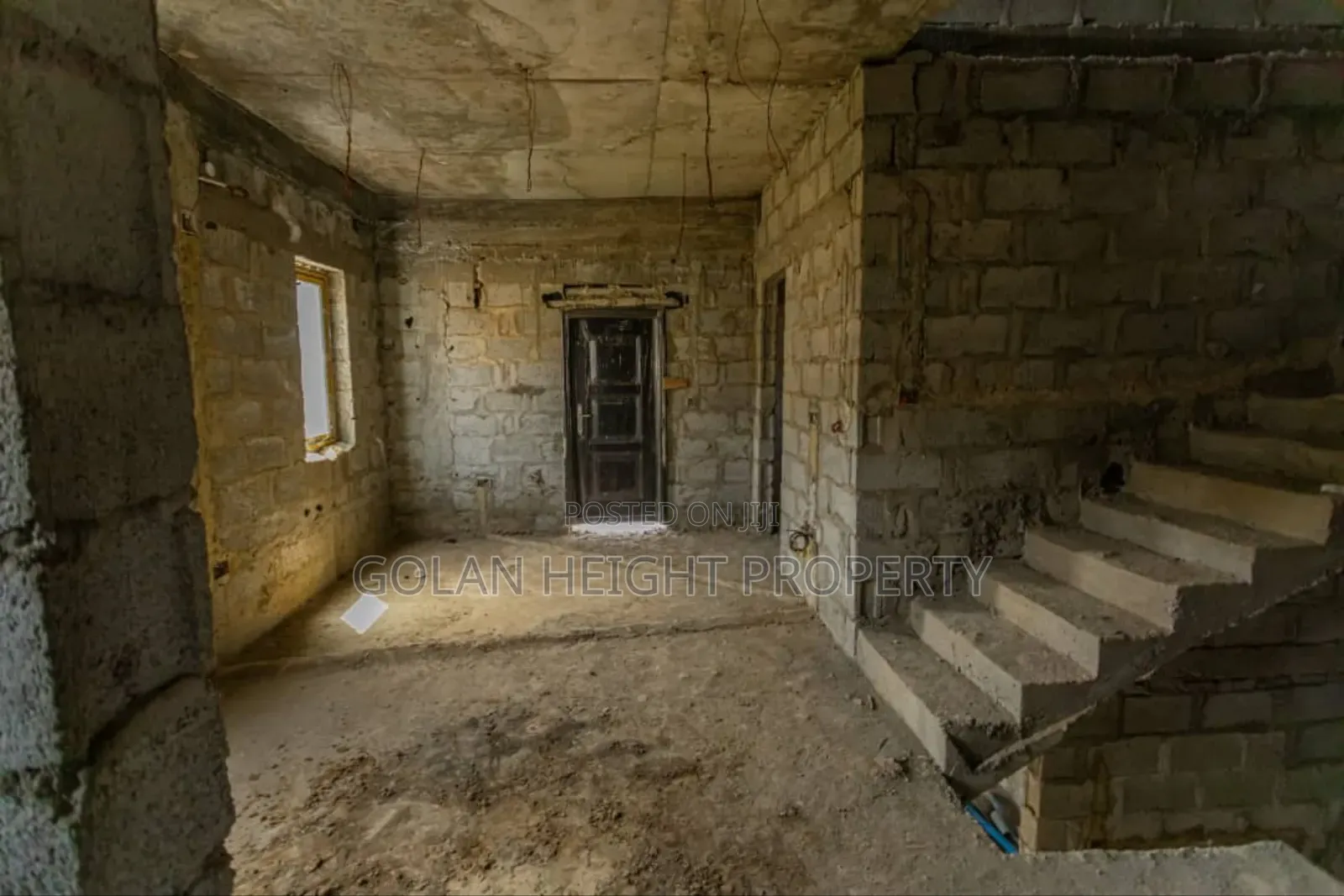 5bdrm Townhouse/Terrace in Guzape for sale in Guzape District