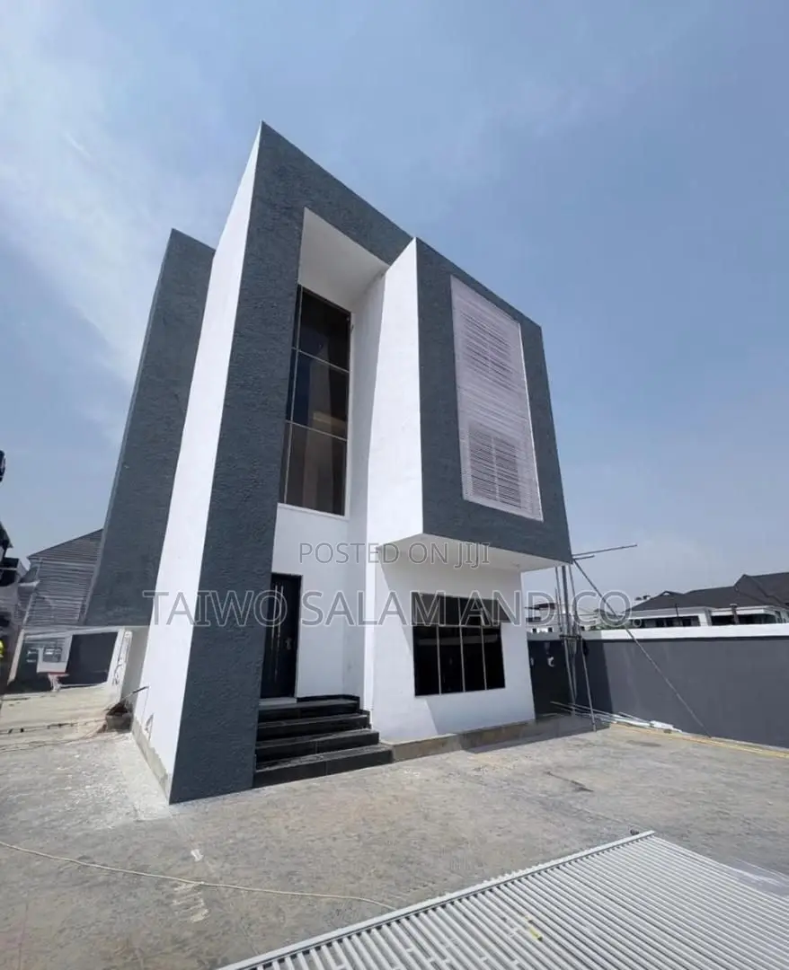 4 Bedroom Duplex in Akobo
