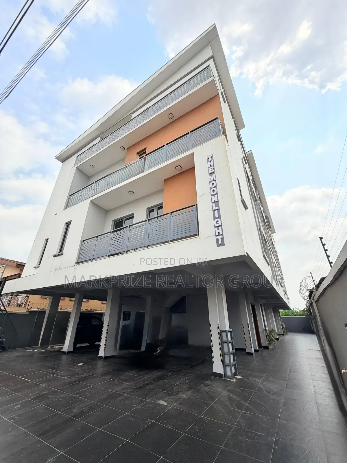 4bdrm Duplex in Obanikoro for sale in Obanikoro