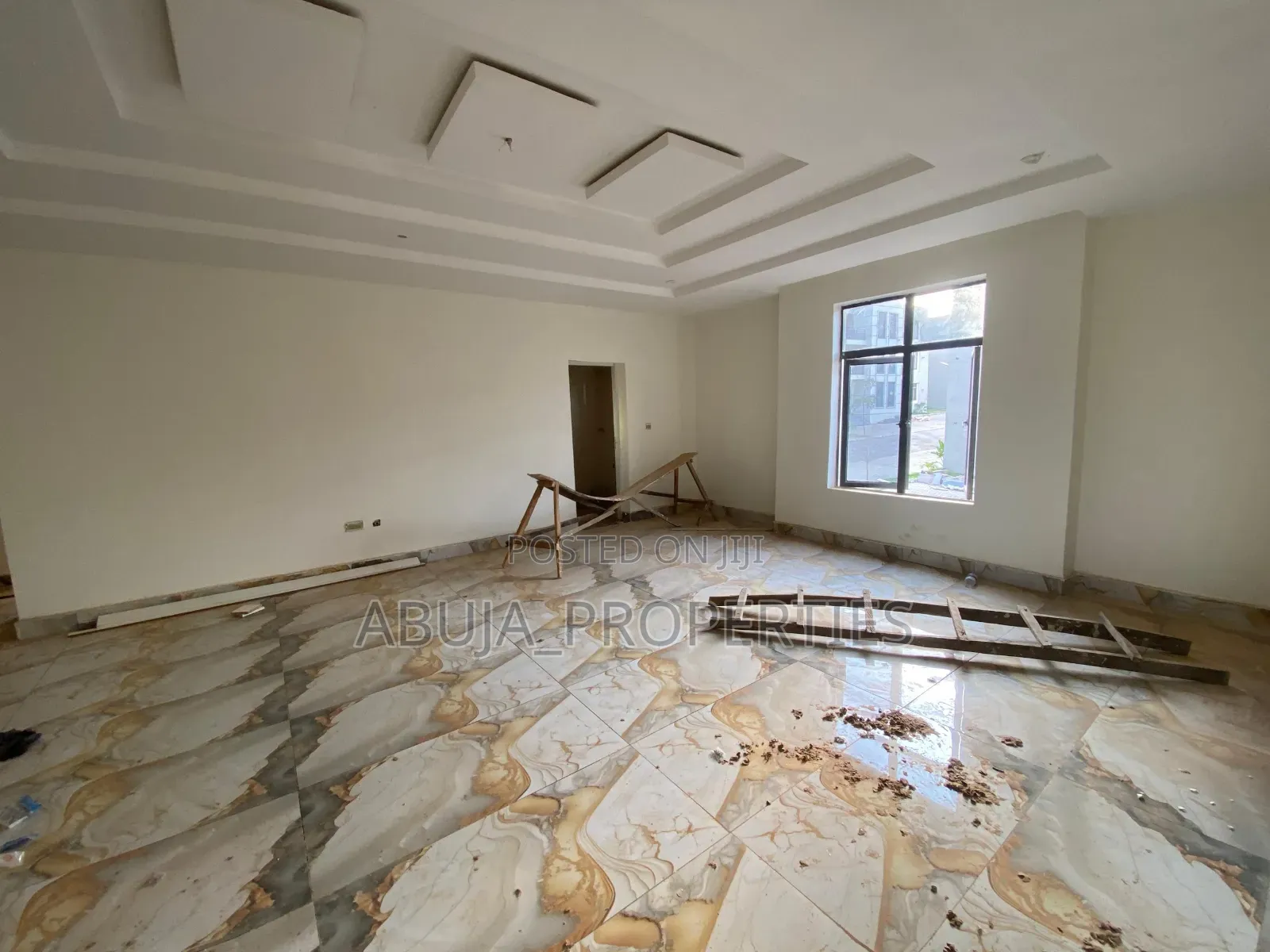 3bdrm Apartment in In A Secured Estate, Idu for sale in Idu