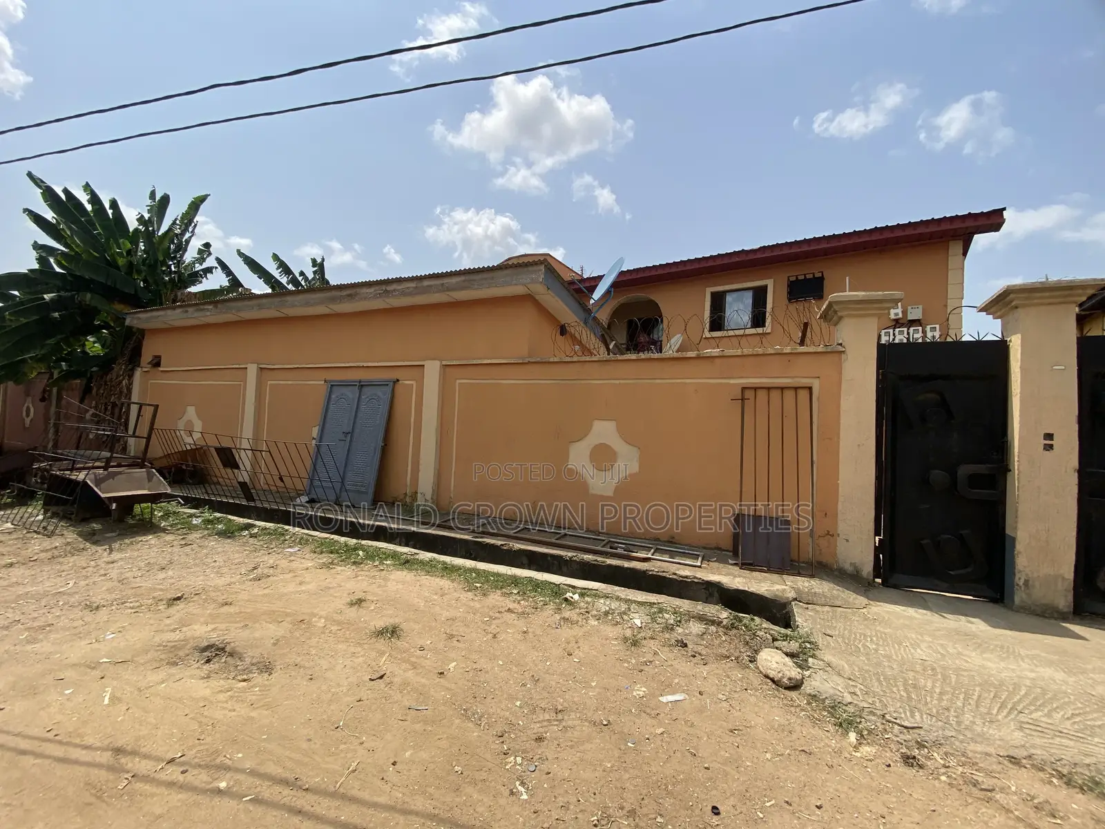 3bdrm Block of Flats in Bucknor for sale in Bucknor