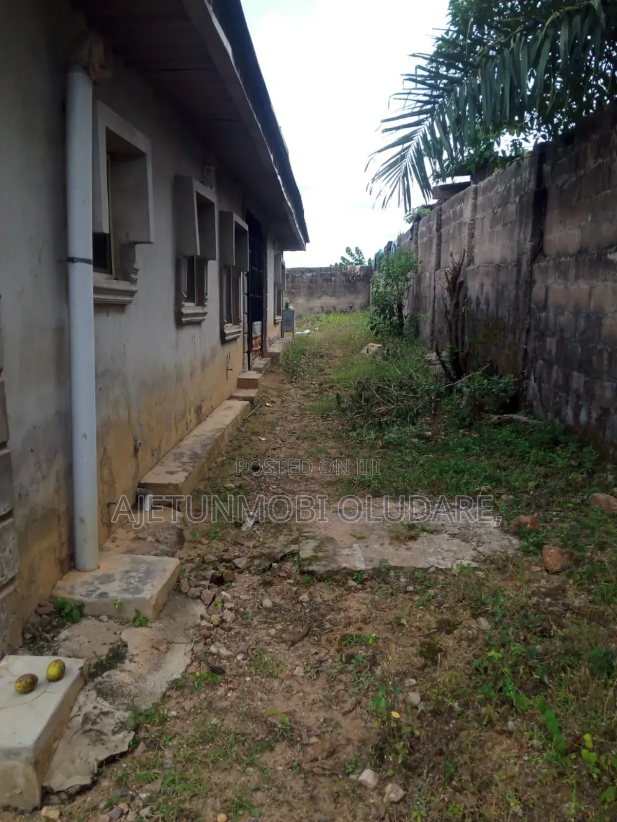 3bdrm Bungalow in Behind Queens Court for sale in Ado Ekiti