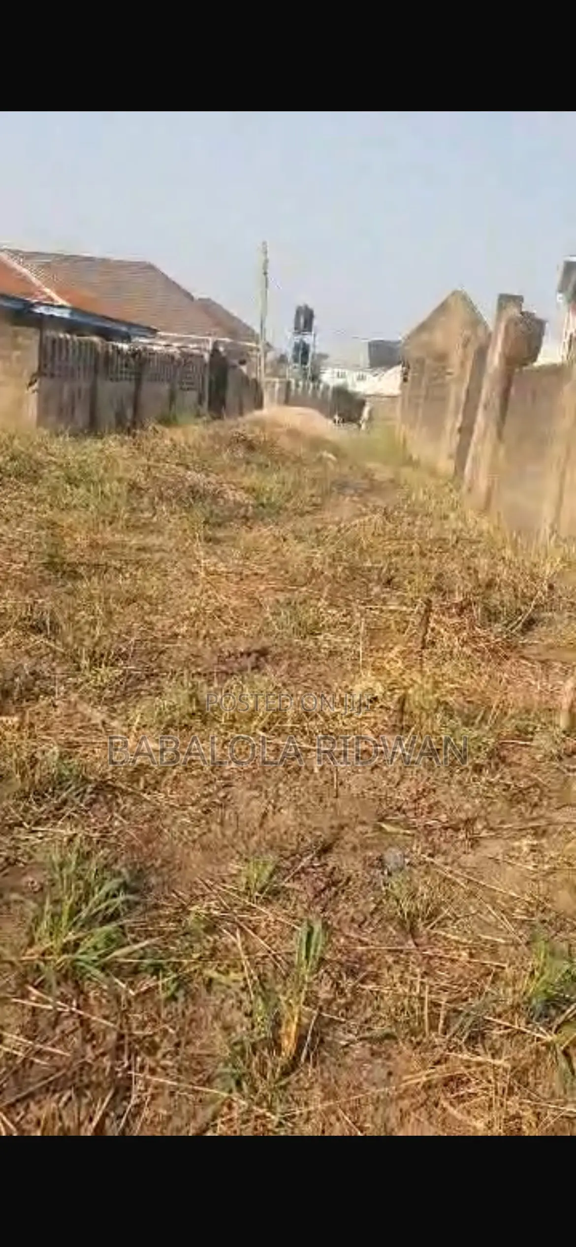 For Sale Uncompleted 2units of 3bedroom Flat on 570sqm in Akala Express