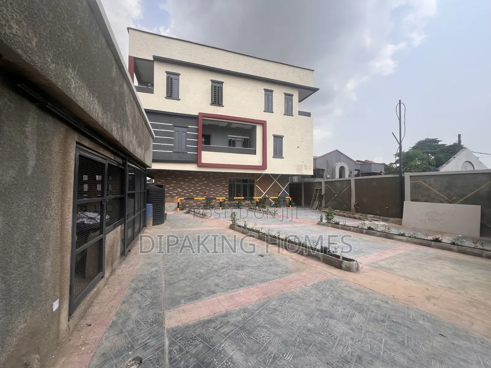 Furnished 4bdrm Duplex in Maryland for sale in Maryland