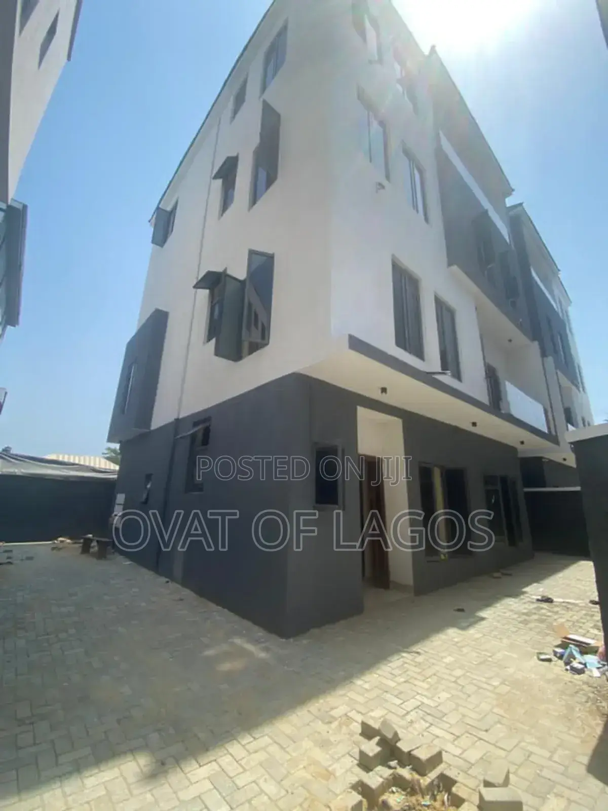 7bdrm Duplex in Lekki Phase 1 for sale in Lekki Phase 1