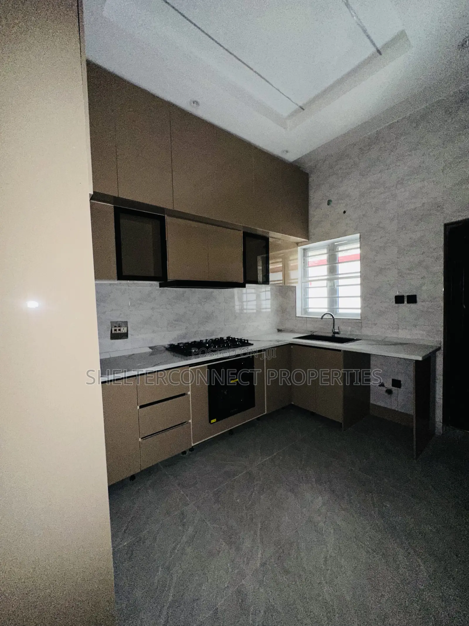 4bdrm Townhouse/Terrace in Lekki for sale in Lekki