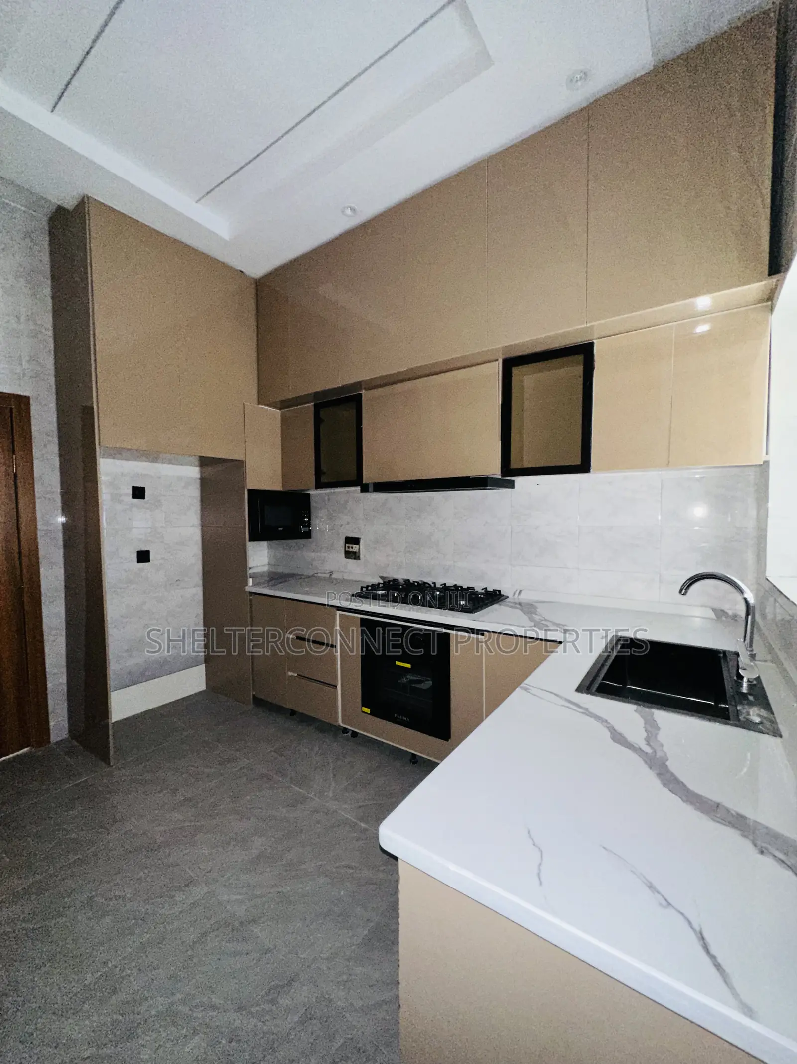 4bdrm Townhouse/Terrace in Lekki for sale in Lekki
