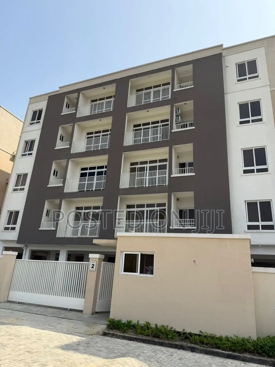 3bdrm Apartment in Chevron Drive for rent in Chevron