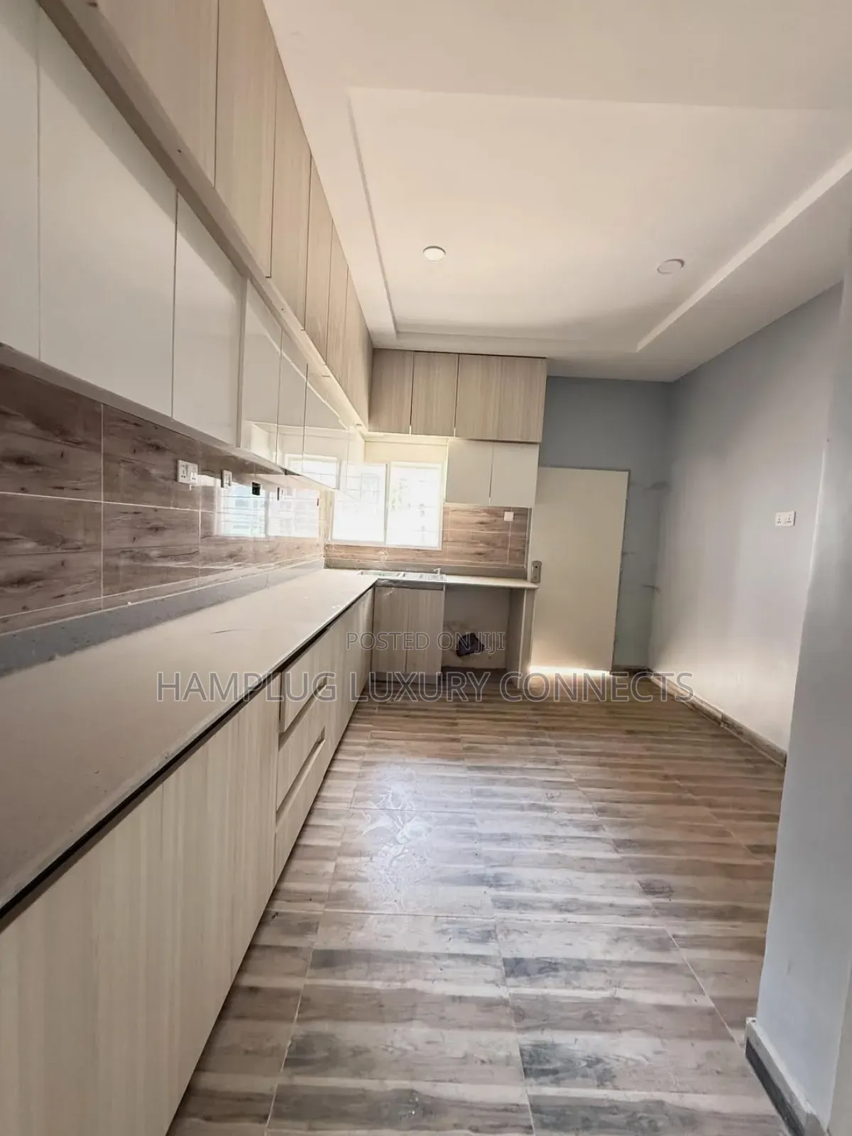 4bdrm Townhouse / Terrace in Idu for rent in Idu