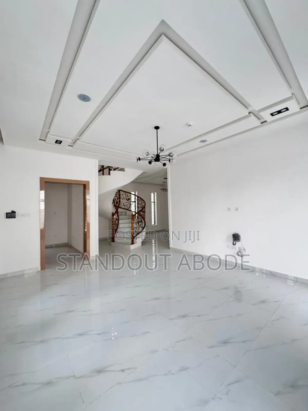 5bdrm Duplex in Omole Phase 1 for sale in Omole Phase 1