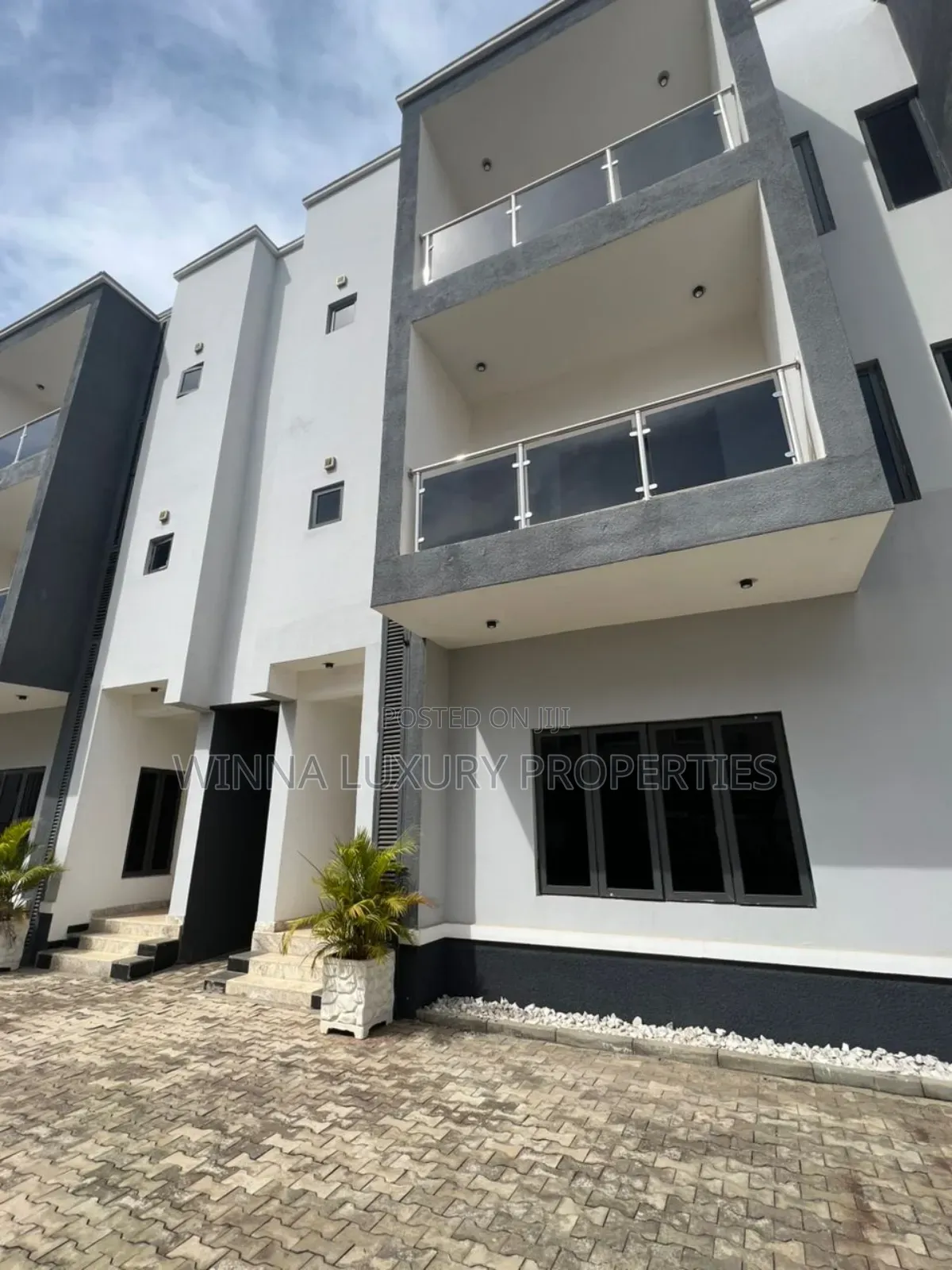 4bdrm Townhouse/Terrace in Jahi for sale in Jahi