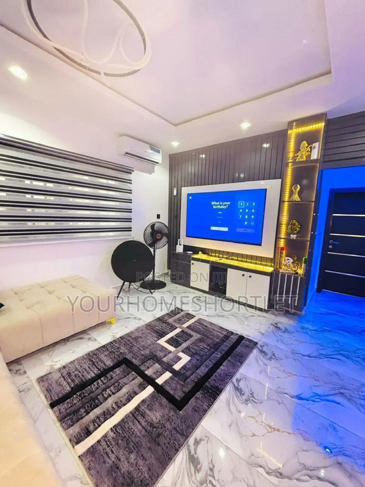 Luxury 3 Bedroom With Swimming Pool That Allows Party in Abesan