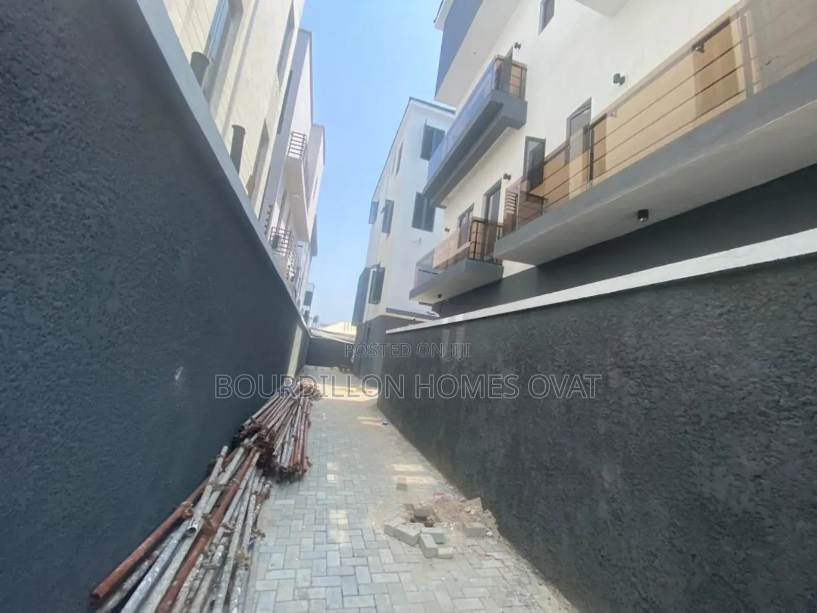 7bdrm Duplex in Lekki Phase 1 Lagos for sale in Lekki Phase 1