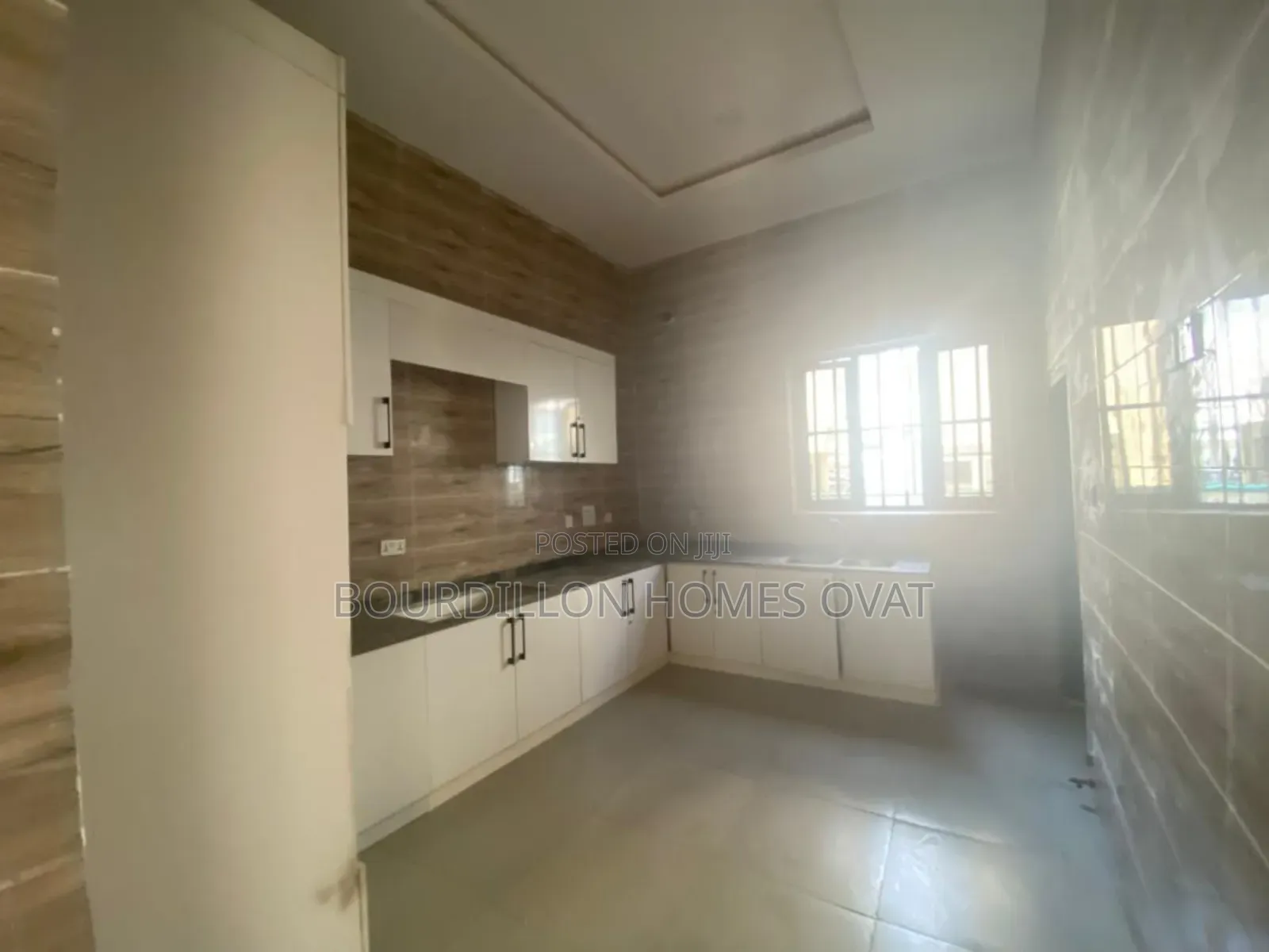 5bdrm Duplex in Harris Drive Vgc for rent in Lekki