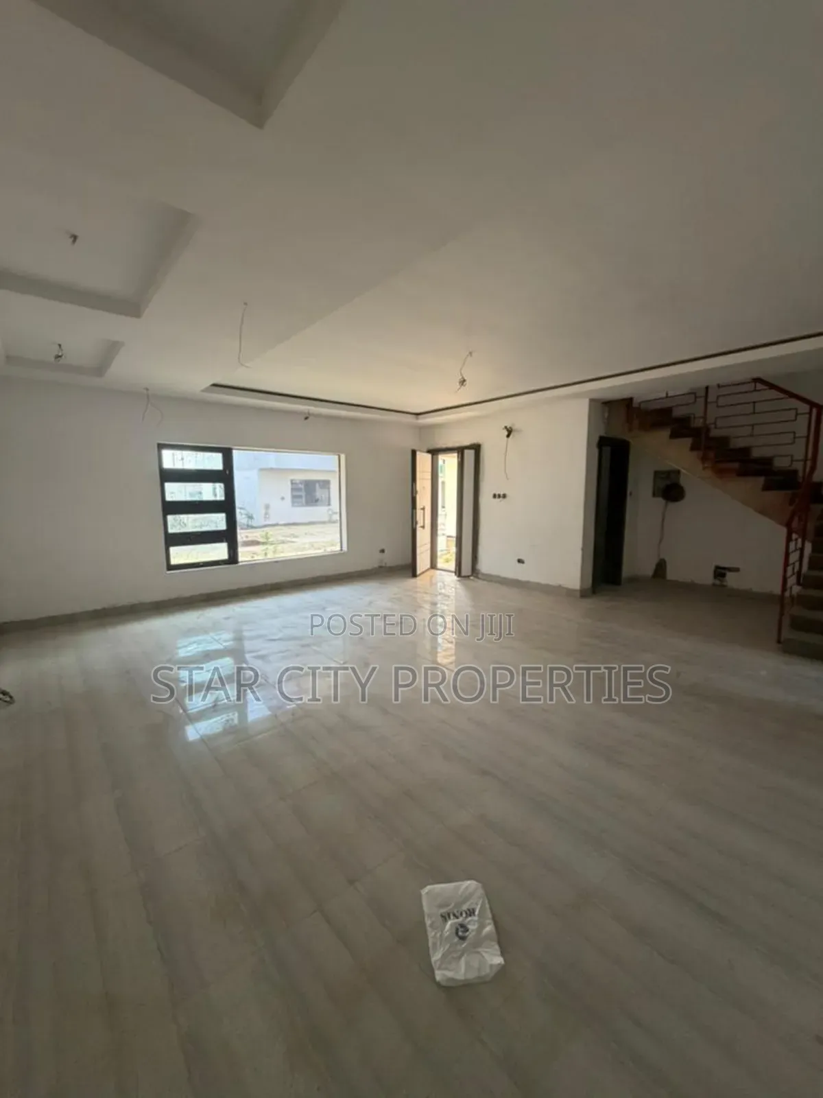 4bdrm Townhouse / Terrace in Mangrove, Ogudu Gra for rent in Ogudu GRA