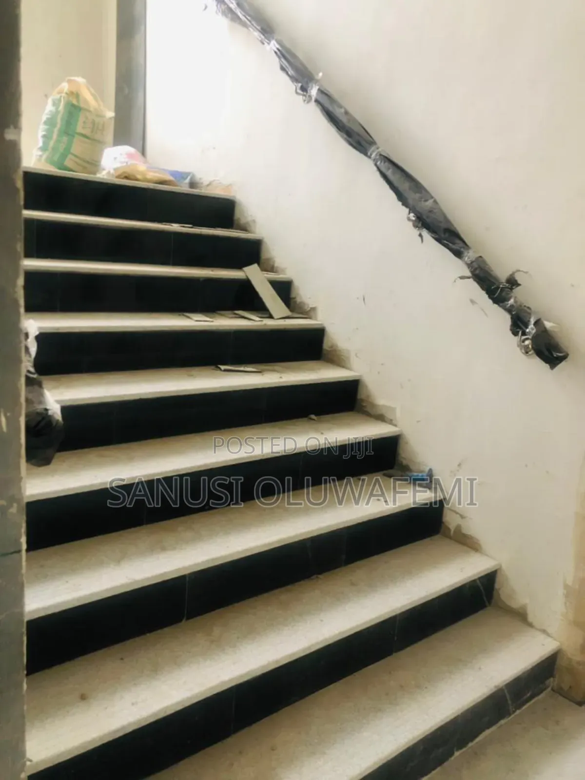5bdrm Duplex in GRA Phase 2 Shangisha for sale in GRA Phase 2 Shangisha