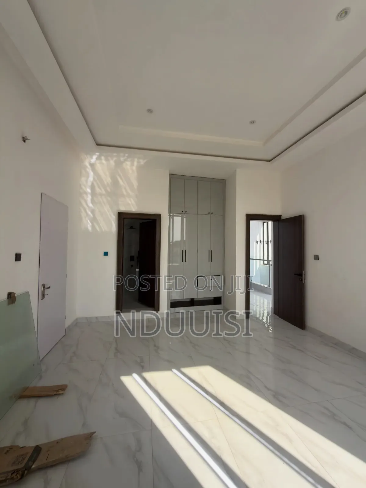 5bdrm Duplex in Apo Resettlement for sale in Apo Resettlement