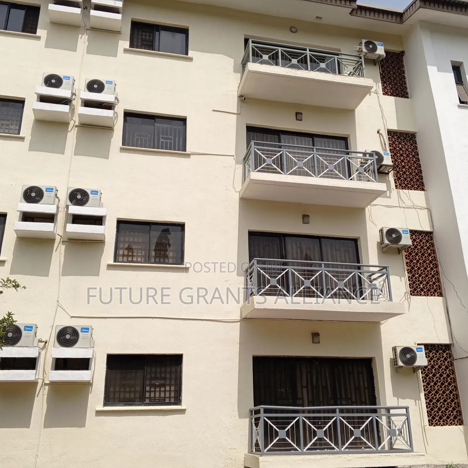 3bdrm Apartment in Lilly Court Estate, Garki 2 for sale in Garki 2