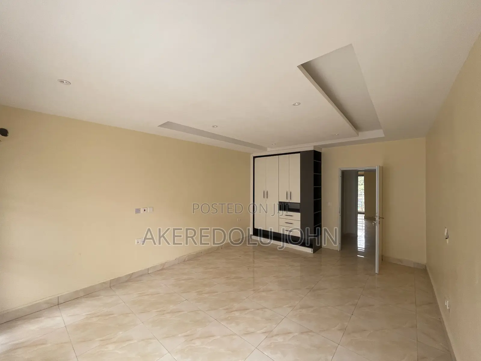 4bdrm Townhouse / Terrace in Utako for rent in Utako