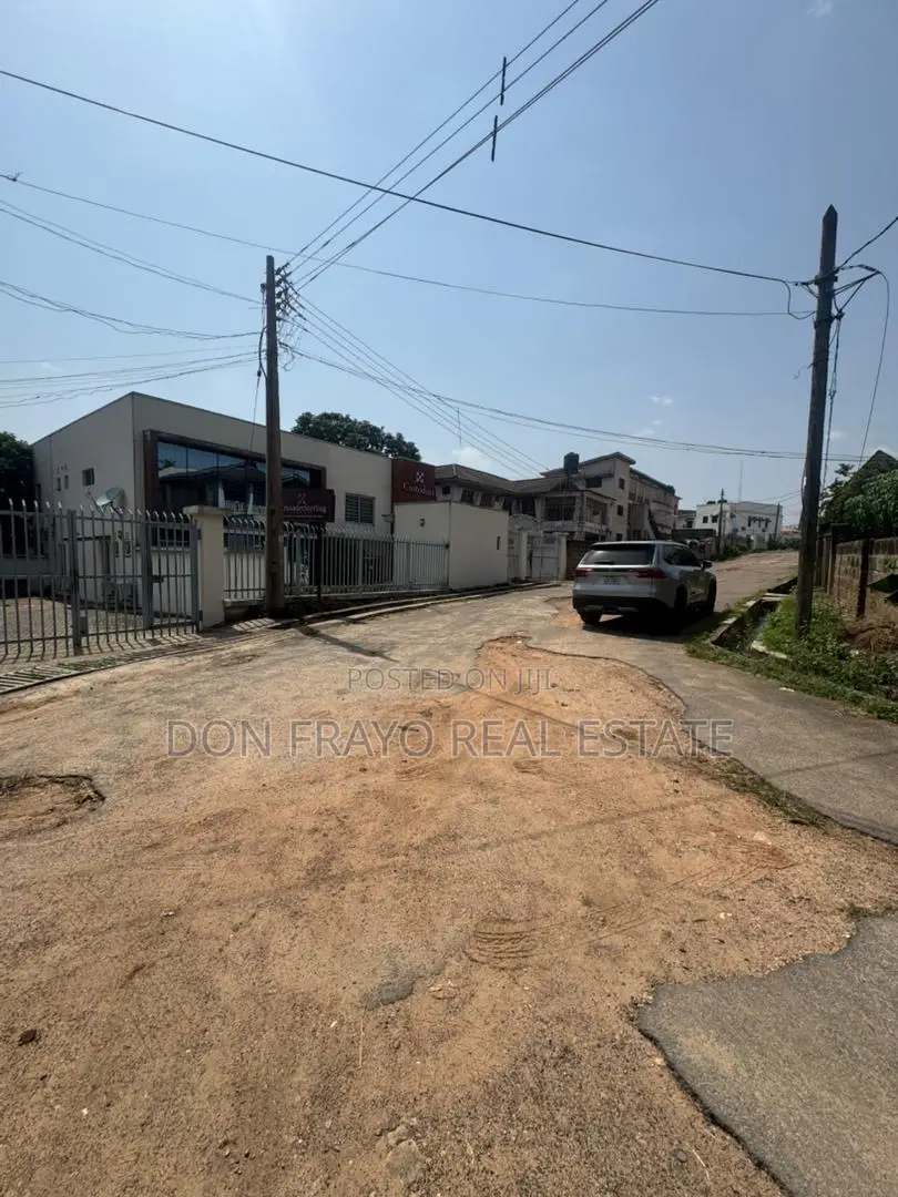 3658.772 SQM Land for Sale Off Onireke Roundabout/ Dugbe Road Ib in Dugbe (Onireke)