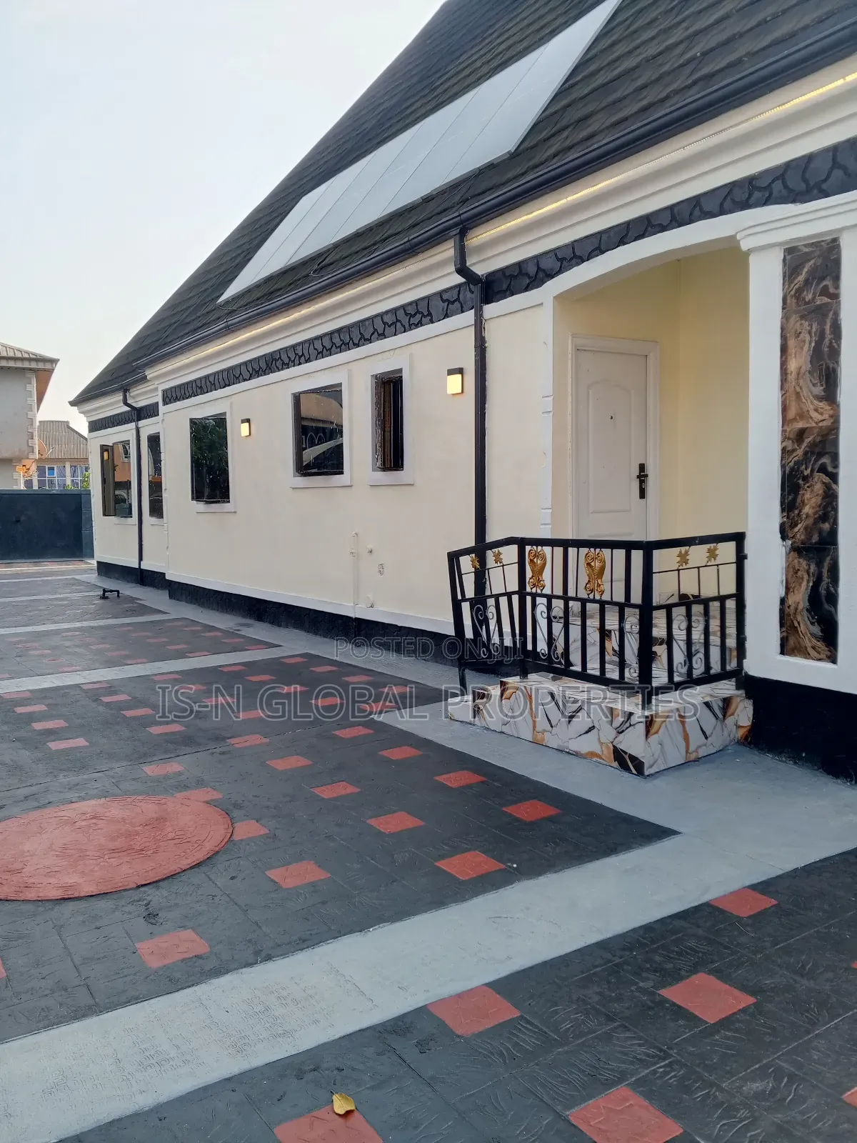 4bdrm Bungalow in Warri for sale in Warri
