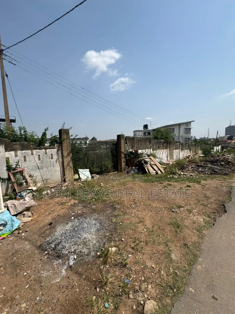 1626 SQM Commercial Use Land for Sale on Main Road Jericho Area Ibadan in Jericho