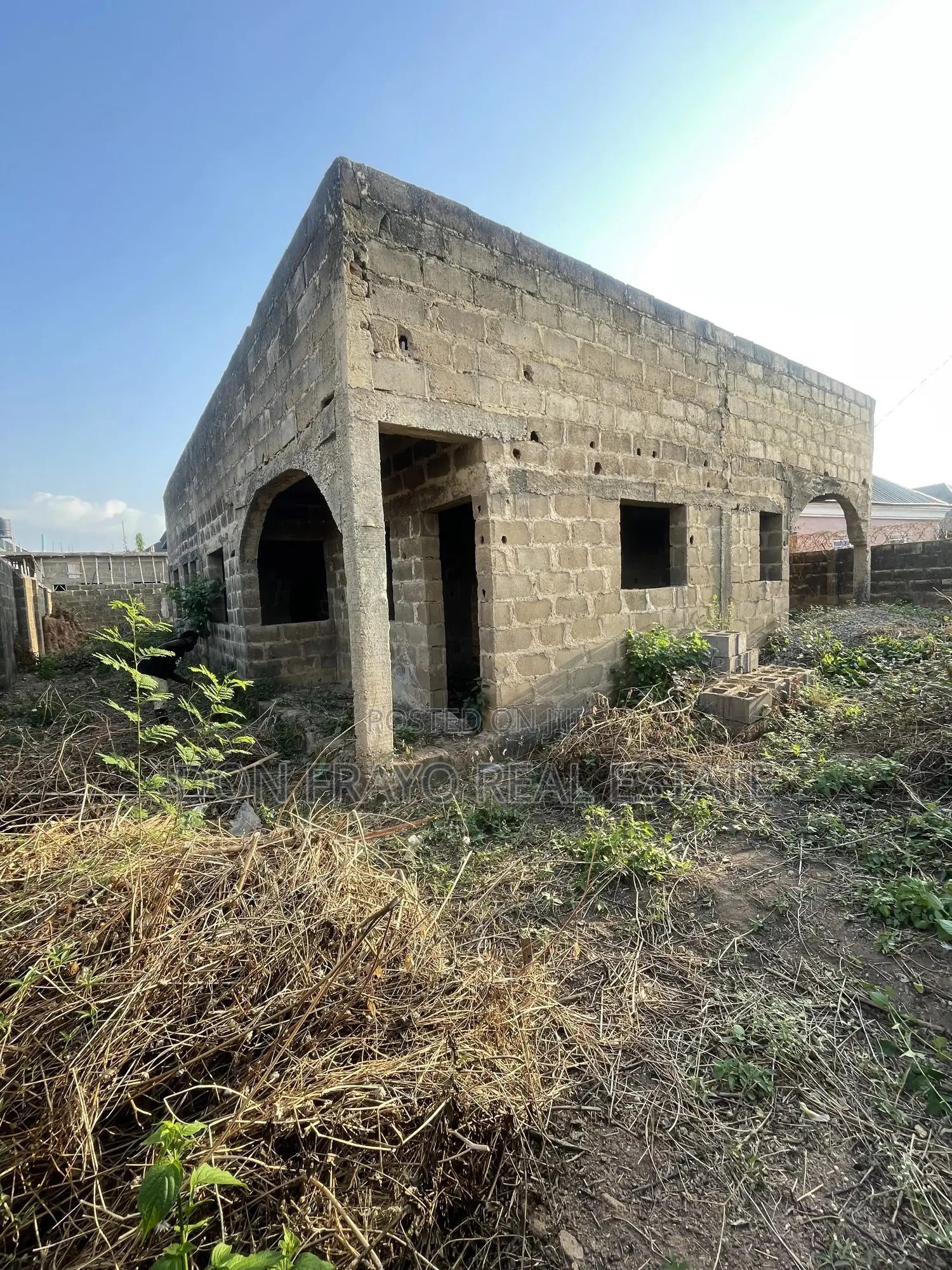 3 Beds + 1 Bed Bq Uncompleted Bungalow At Elebu Akala Express Ibadan in Akala Express