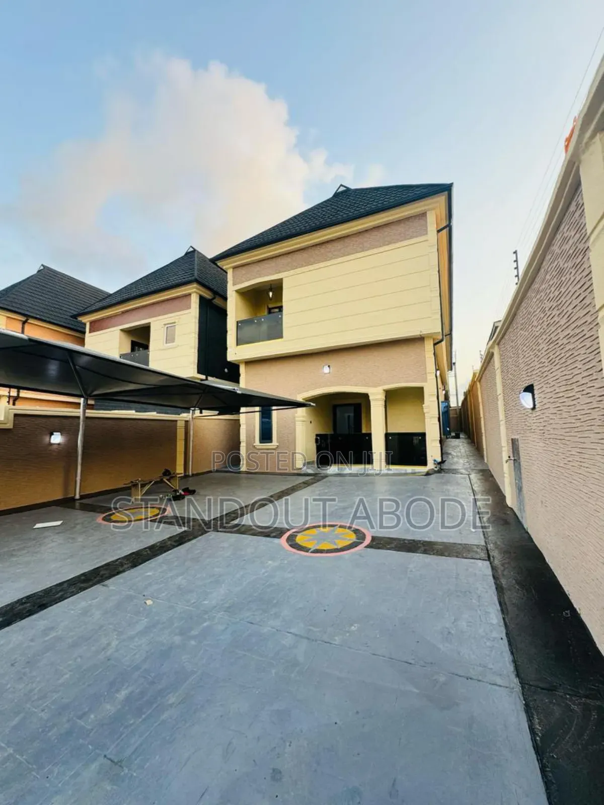 4bdrm Duplex in In An Estate, Ogba for sale in Ogba