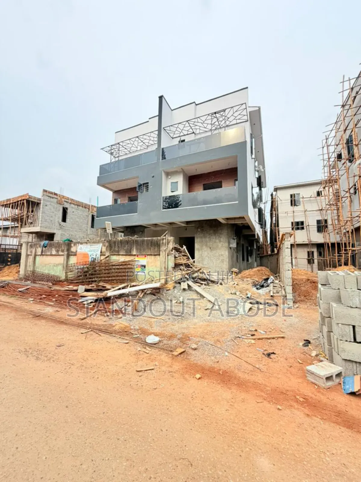 4bdrm Duplex In In An Estate, Adeniyi Jones For Sale in Adeniyi Jones