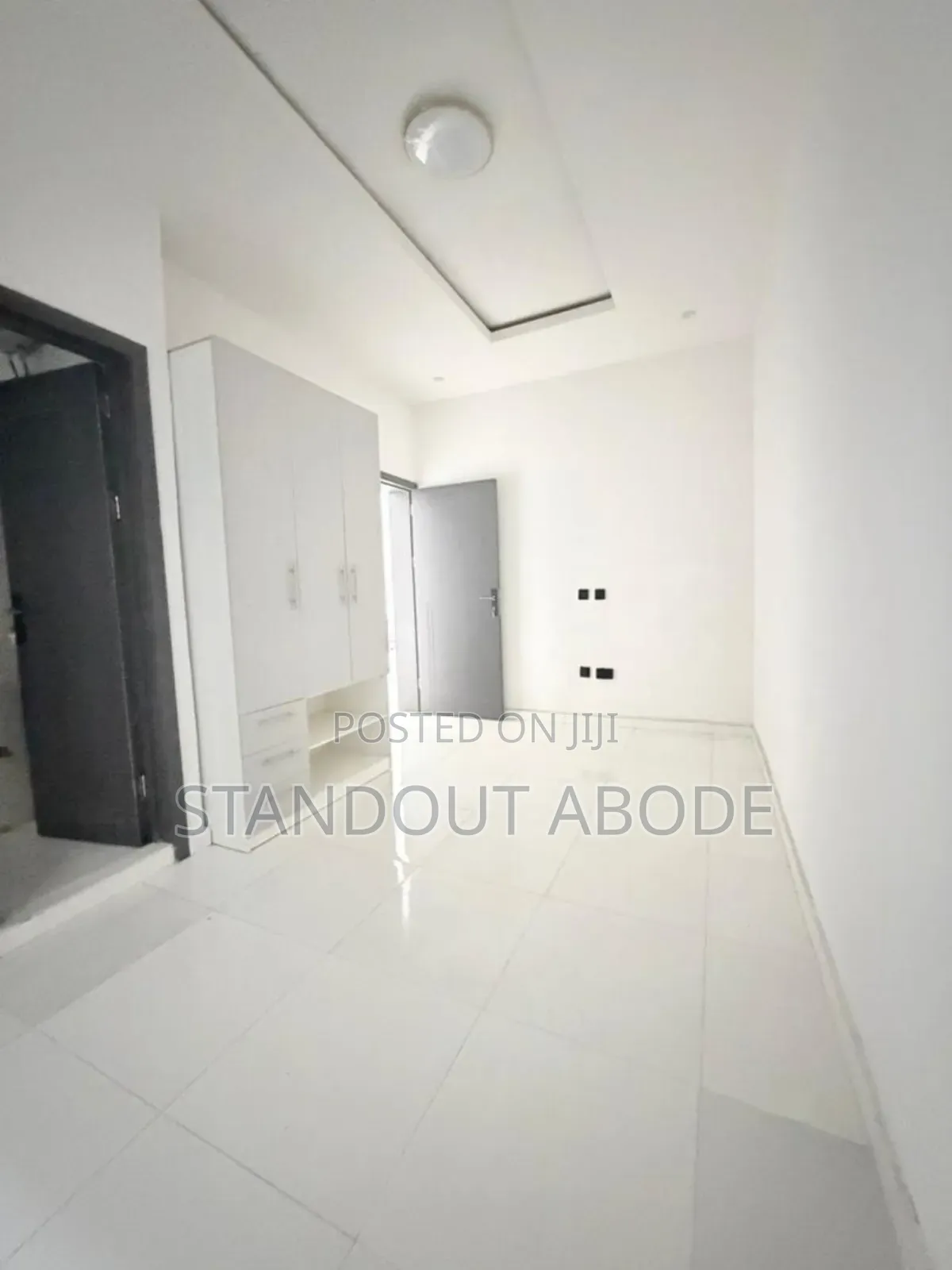 3bdrm Apartment in In A Secure Estate, GRA Phase 2 Shangisha for sale in GRA Phase 2 Shangisha