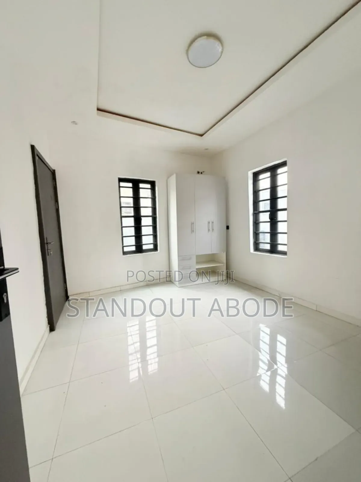 3bdrm Apartment in In A Secure Estate, GRA Phase 2 Shangisha for sale in GRA Phase 2 Shangisha