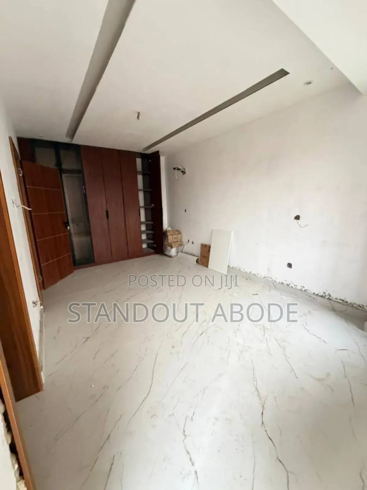4bdrm Townhouse/Terrace in In An Estate, Gbagada for sale in Gbagada