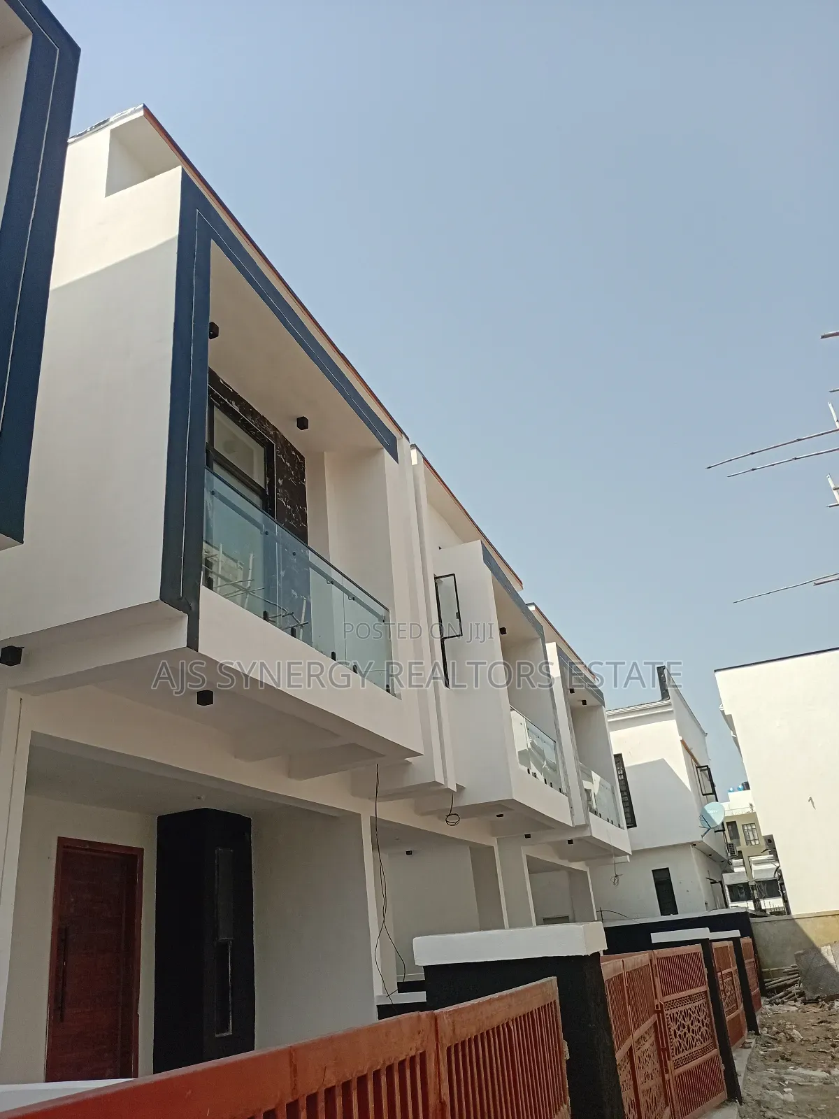 4bdrm Duplex in Ikota for sale in Ikota