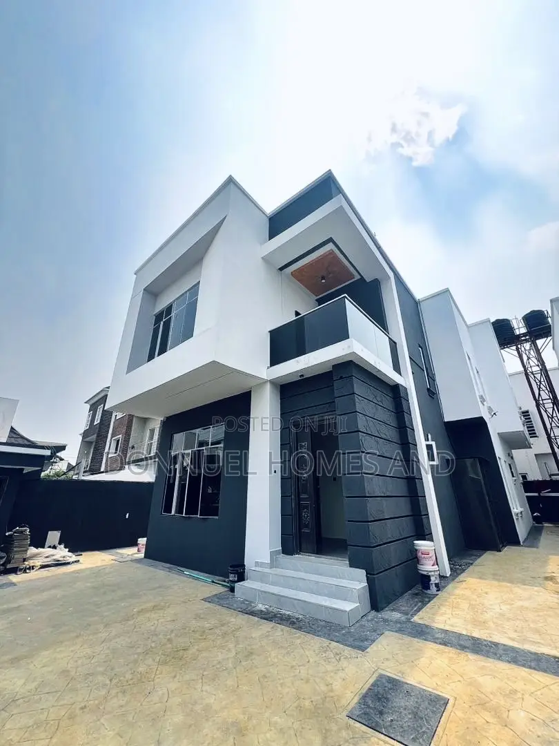 5bdrm Duplex in Osapa london for sale in Osapa london