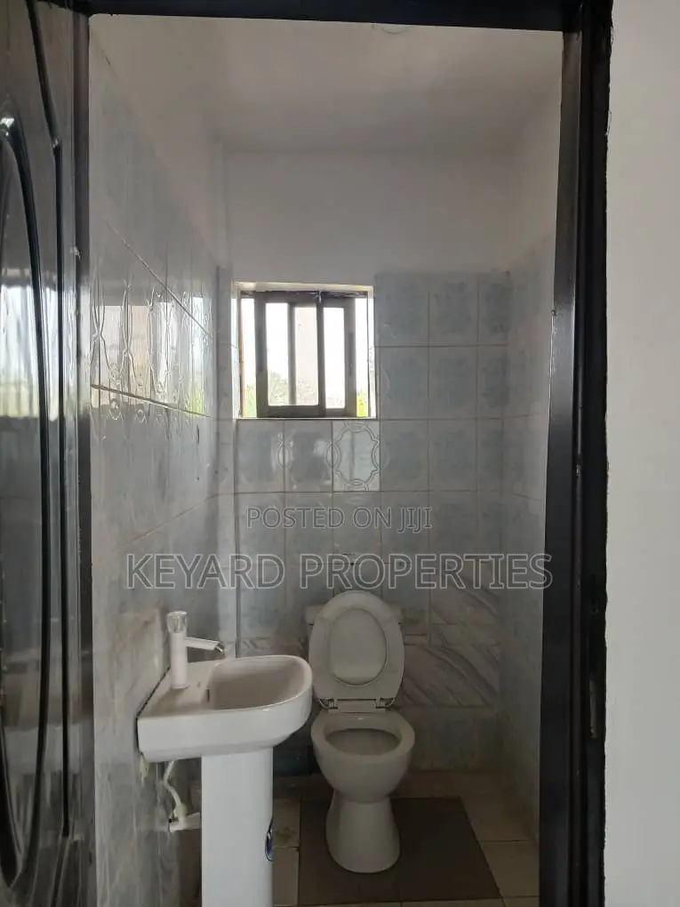 Open Shop For Rent In Wuse2 in Wuse 2