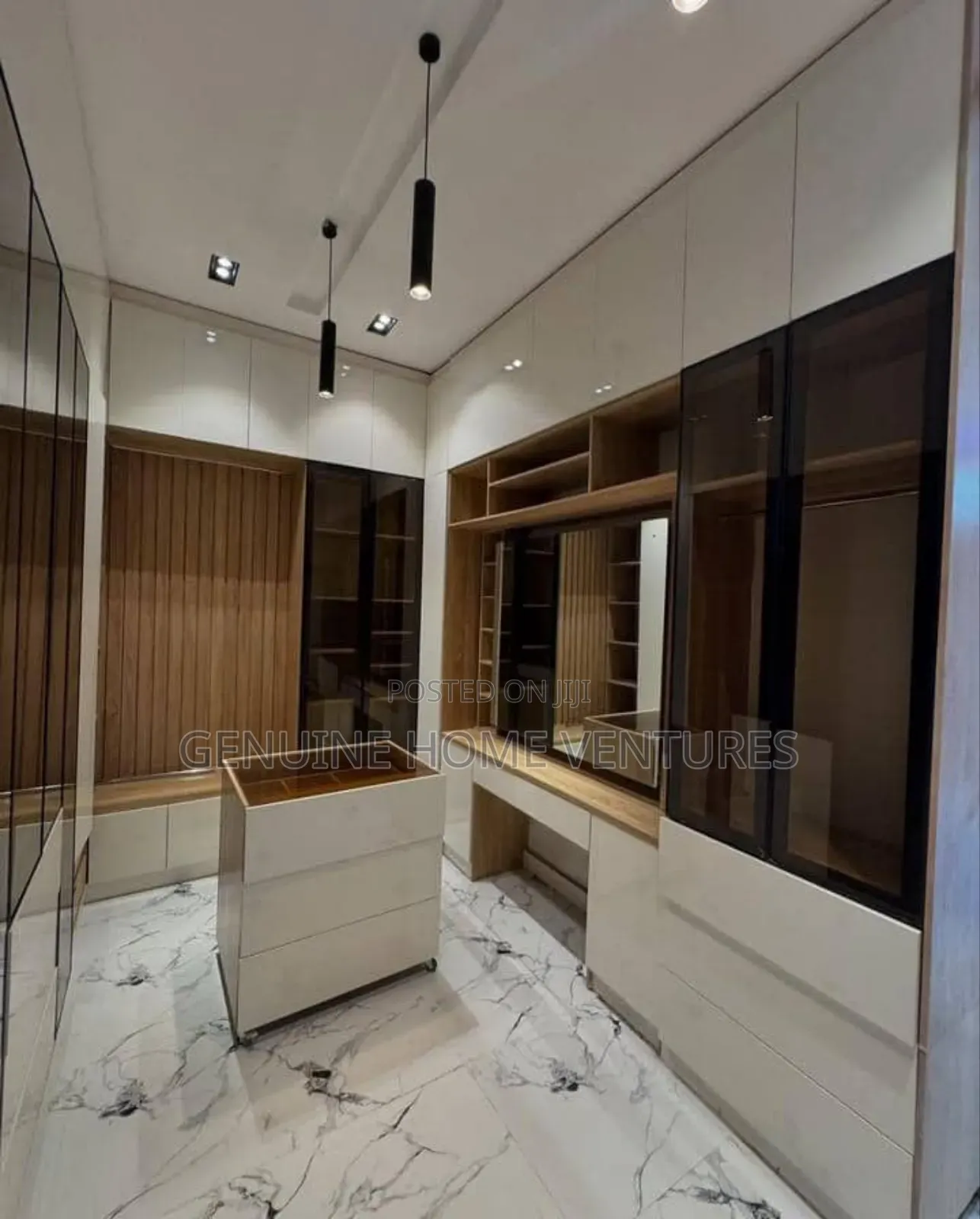 6bdrm Duplex in Osapa London for sale in Osapa london
