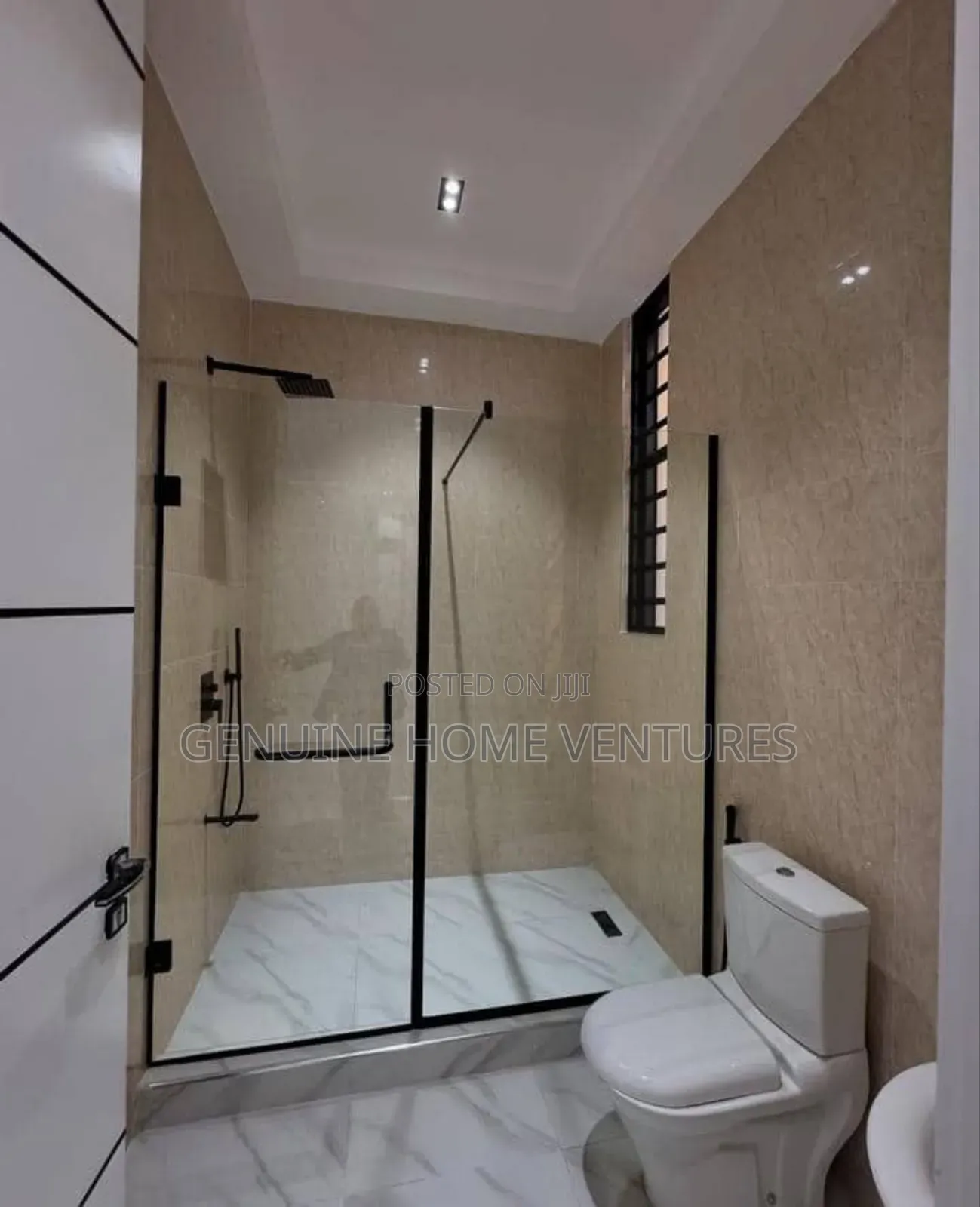 6bdrm Duplex in Osapa London for sale in Osapa london