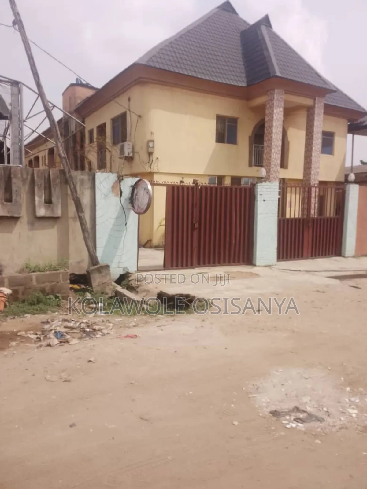 Functional 15rooms Hotel in Ijegun