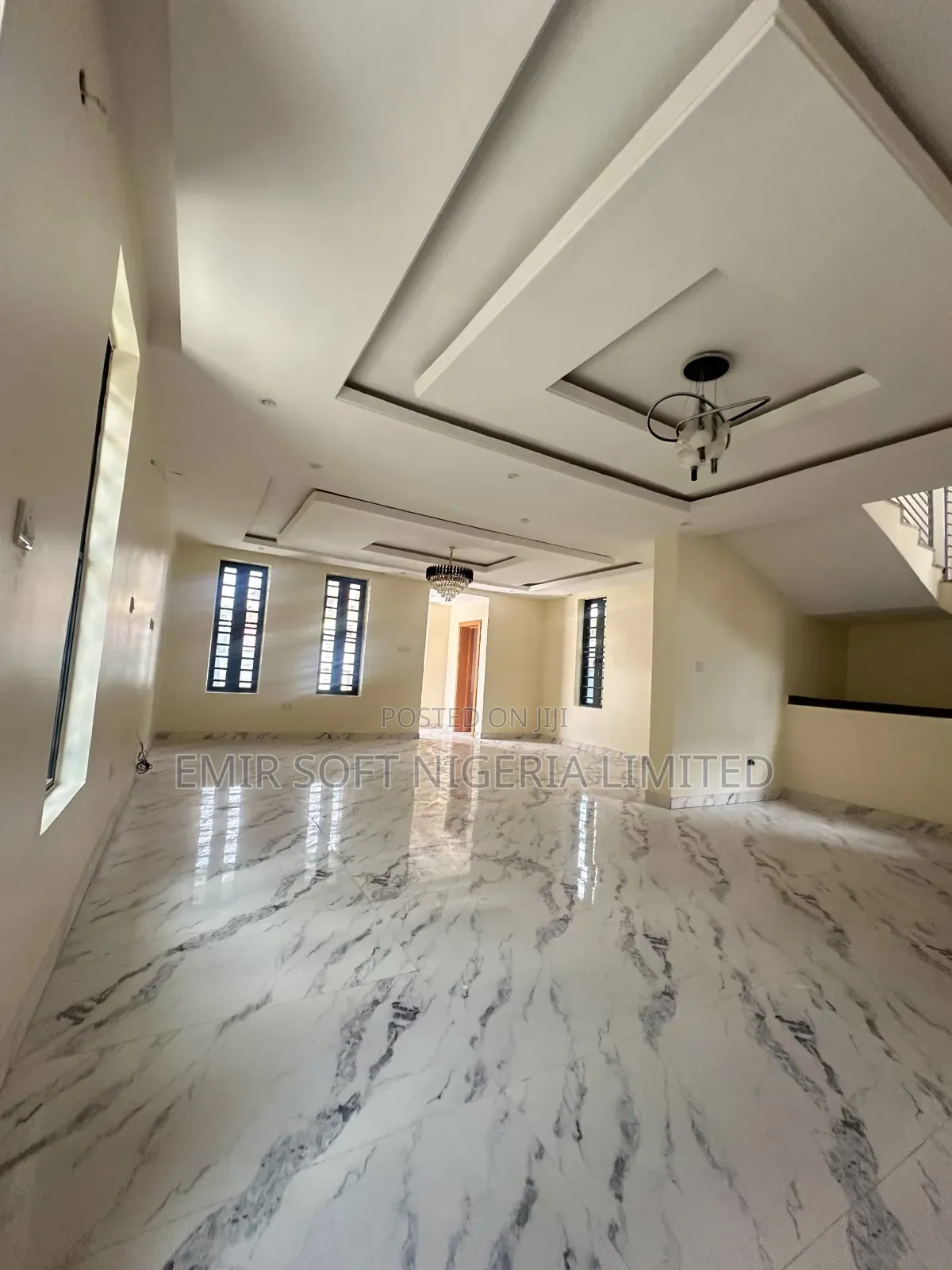 5bdrm Duplex in New Bodija Estate for sale in Bodija
