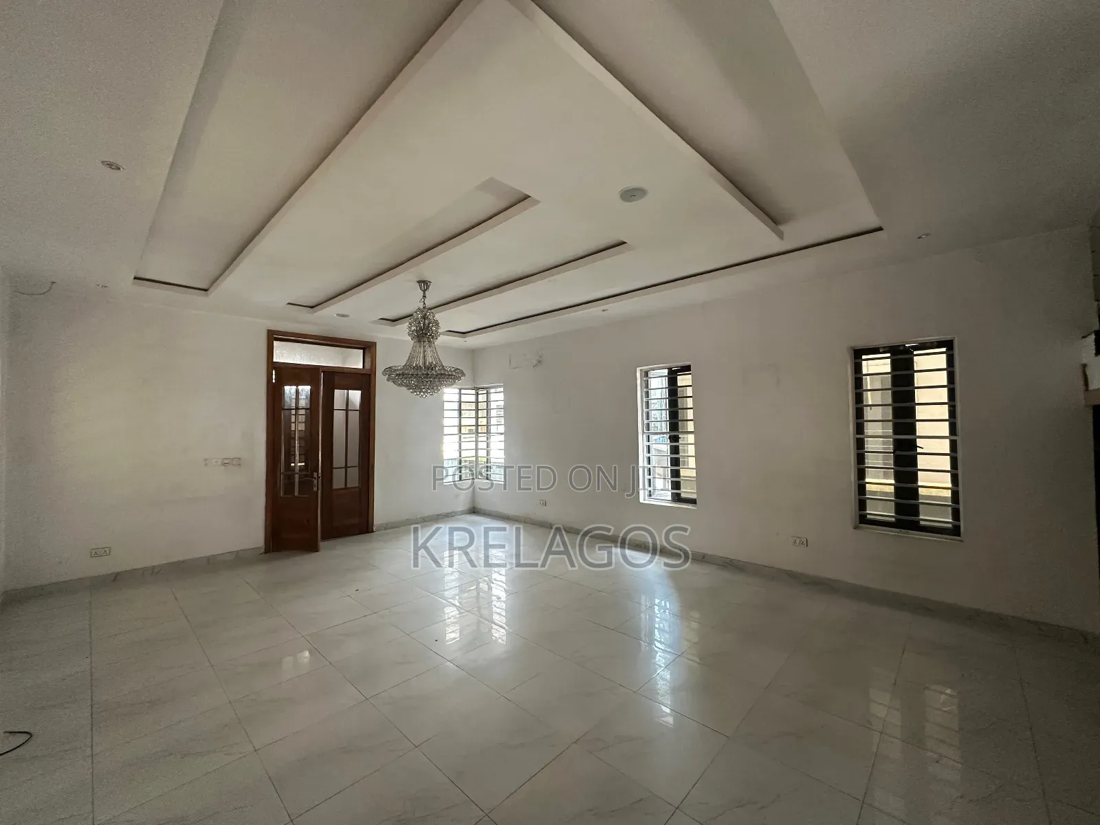4bdrm Duplex in Ikota for rent in Ikota