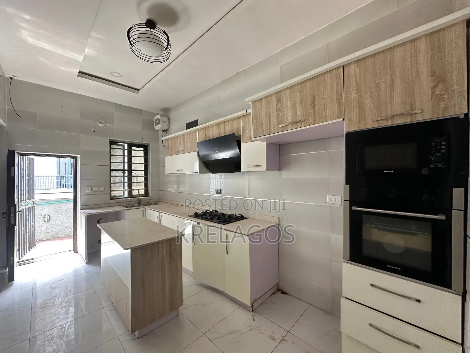 4bdrm Duplex in Ikota for rent in Ikota