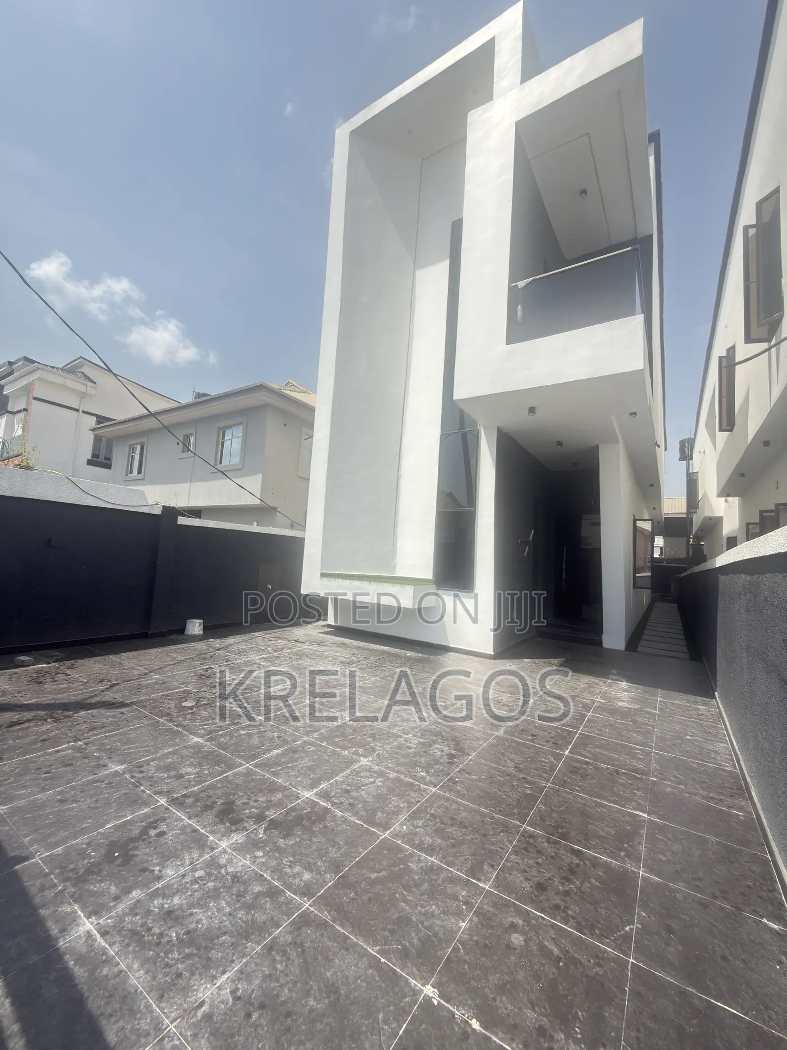 5bdrm Duplex in Ajah for sale in Ajah