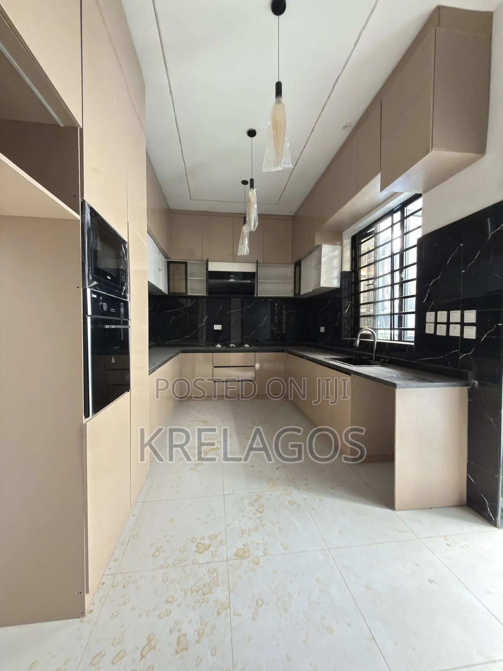 5bdrm Duplex in Ajah for sale in Ajah