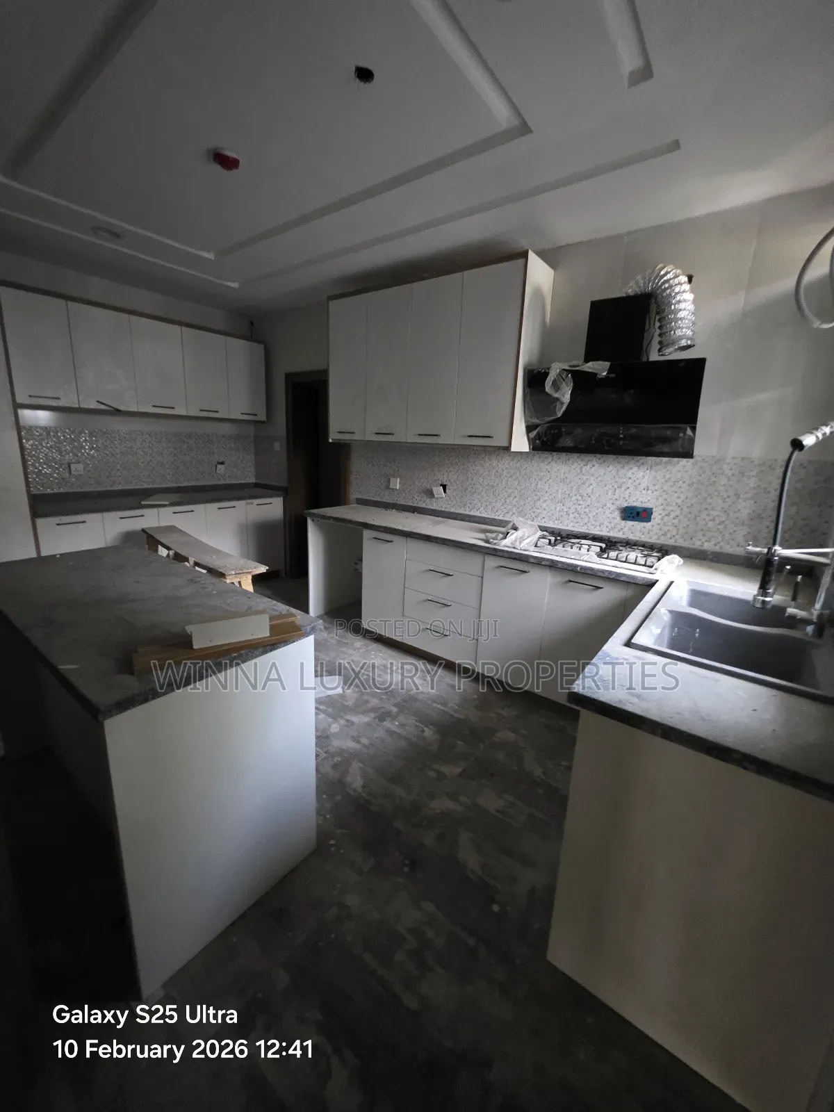 4bdrm Townhouse/Terrace in Wuse Zone 3 for Sale in Zone 3 / Wuse
